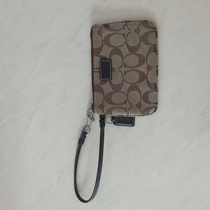 Coach Wristlet - Brown, Excellent Condition!